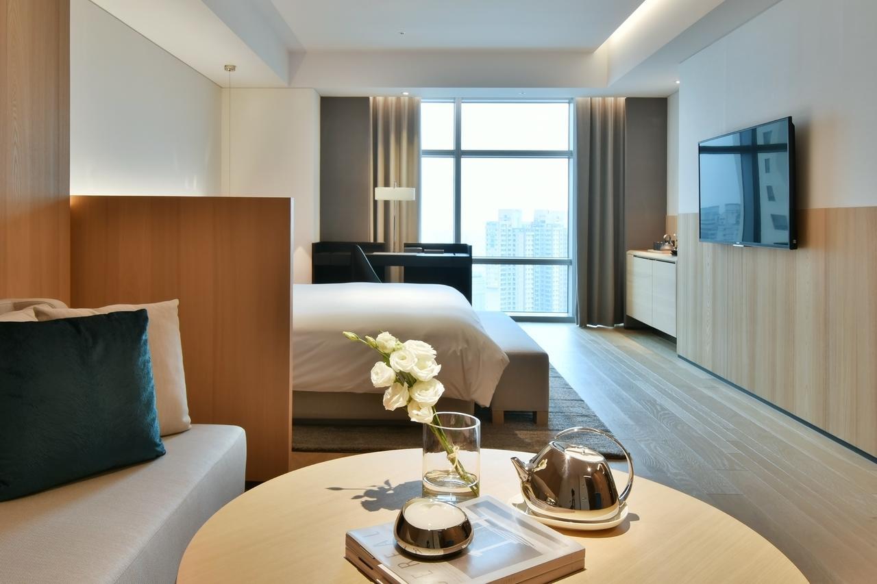 Silks Club Kaohsiung Exterior foto Deluxe Room